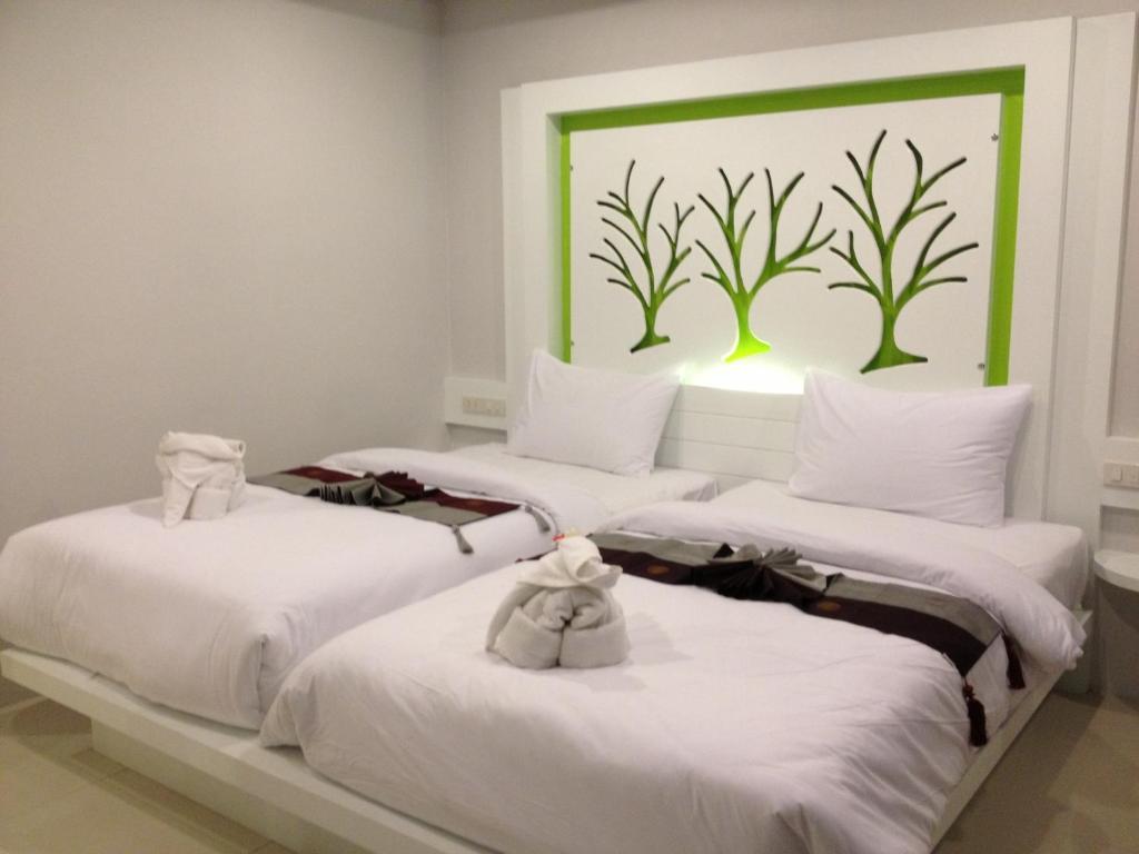 The Silk Hill Hotel Patong Exterior foto