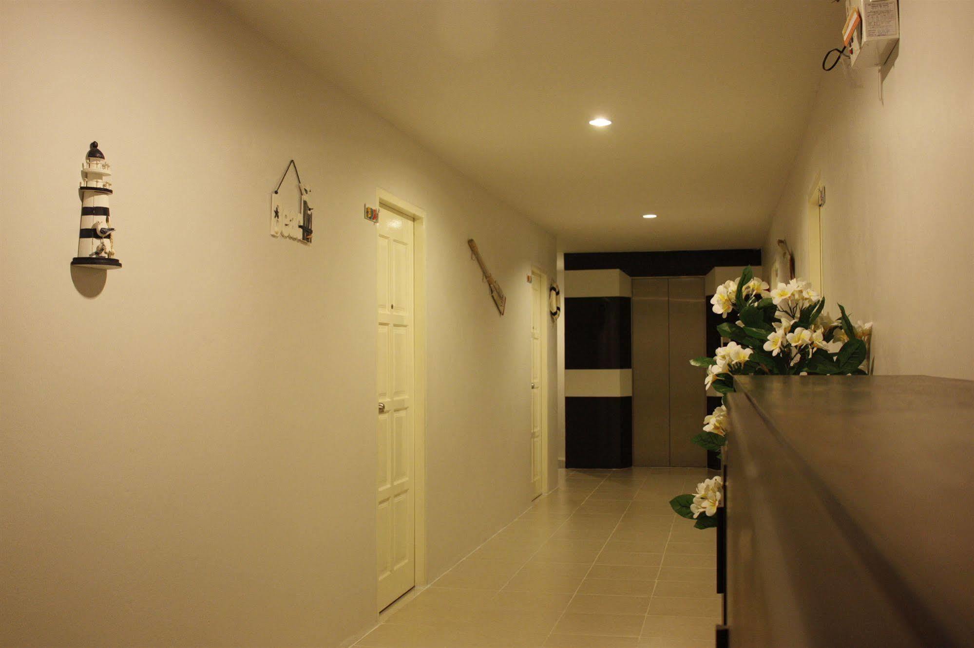 The Silk Hill Hotel Patong Exterior foto